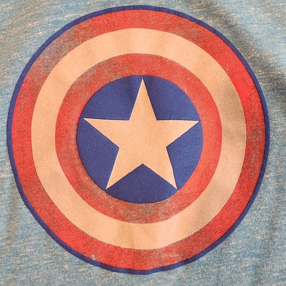 Captain America Tank Top - Picture 2 of 2
